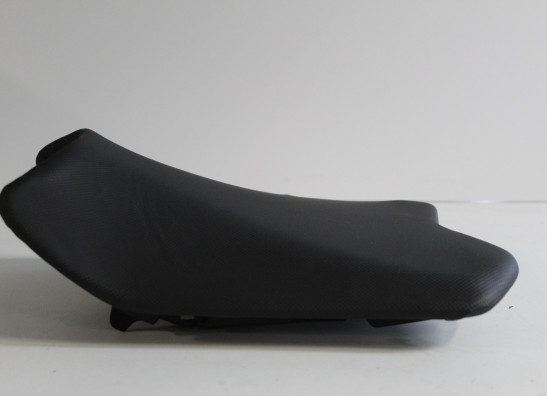 Zadel Kawasaki Z 300