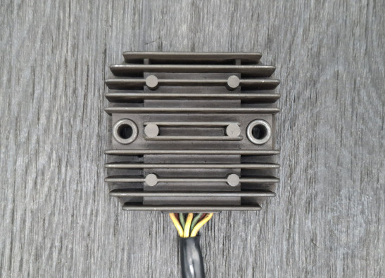 Regler Gleichrichter Honda VT 700 750