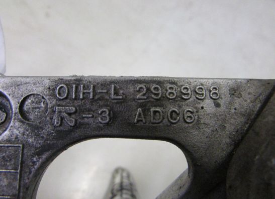 Main step holder left Suzuki GSX R 750