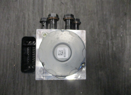 ABS pomp BMW G 310 GS