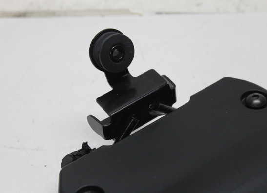 Koplampomlijsting Yamaha XSR 900