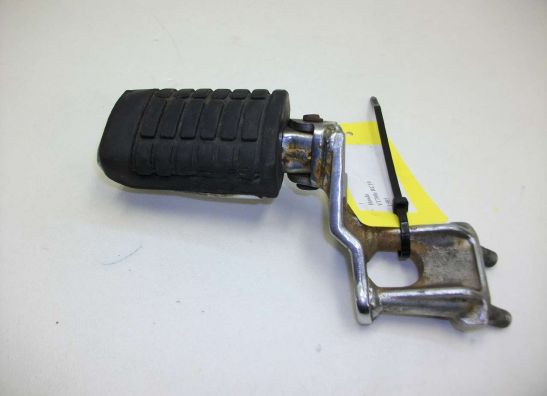 Fussrastetrager vorne links Honda VT 700 750