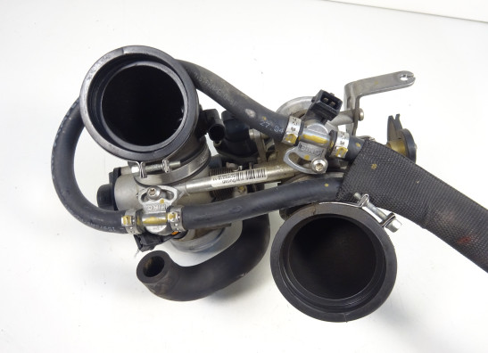 Gasklephuis Ducati monster 796