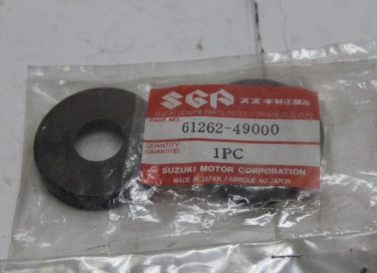 Rear axle Suzuki GS 1000