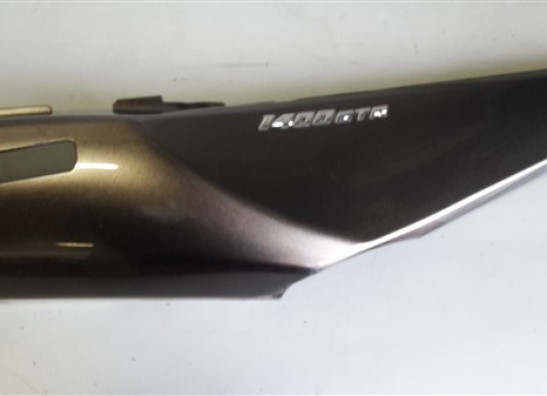 Rechter zijkuip Kawasaki GTR 1400