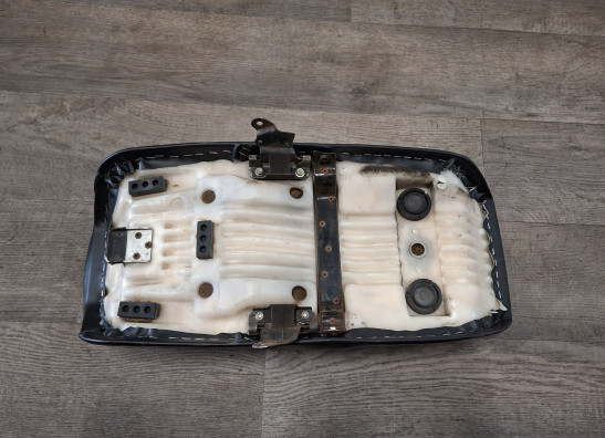 Zadel Honda CB 750 F