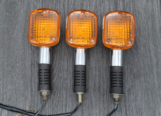 Knipperlicht Suzuki Madura 1200