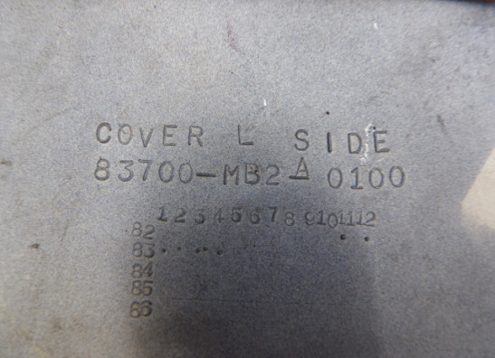 Linker zijkuip klein Honda VF 700  750 F