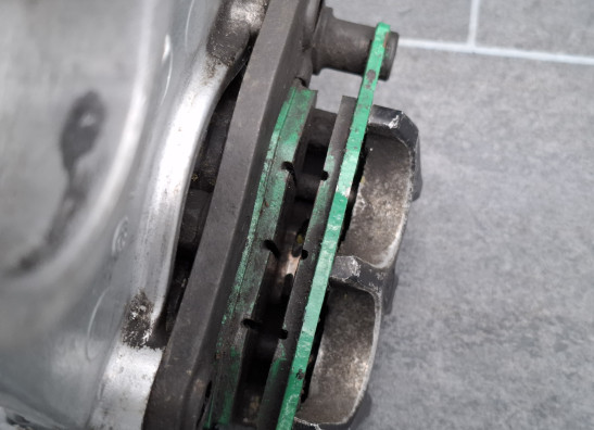 Achter remklauw Triumph Trident 900