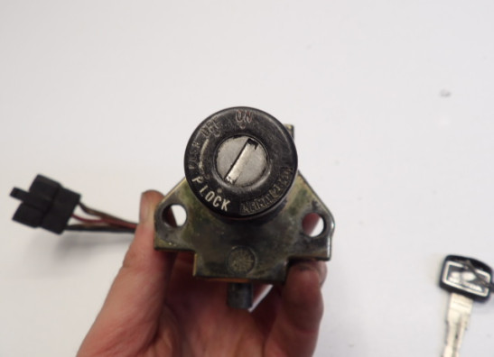 Contact slot Honda VF 700  750 S Sabre