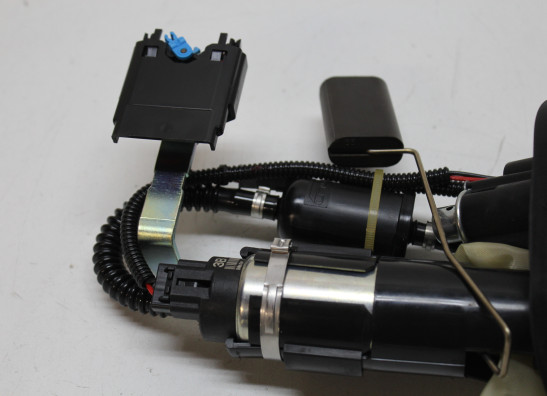 Brandstofpomp Aprilia Tuono 660