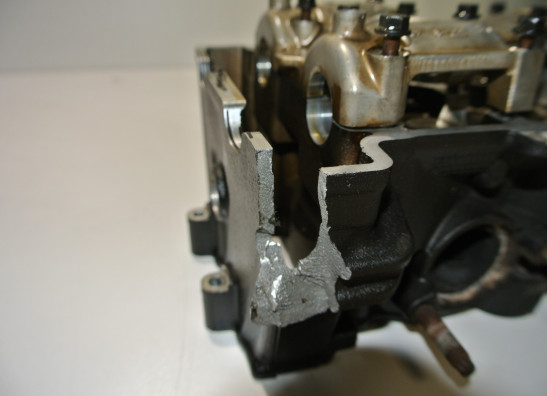 Cylinder head Yamaha MT 09