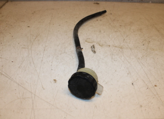 Rempomp achter Kawasaki ER 6