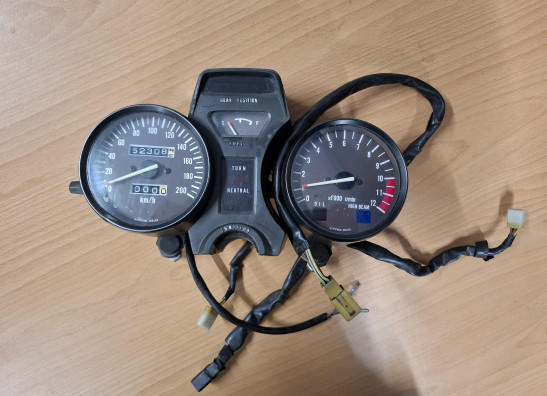 Tacho-set Suzuki GSX 400 F
