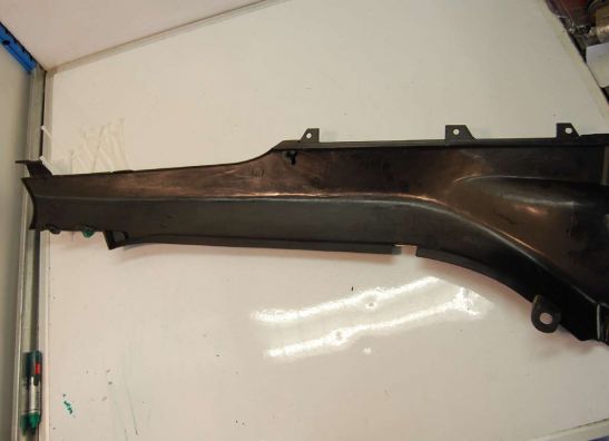 Rechter achterkant Suzuki GSX F 750