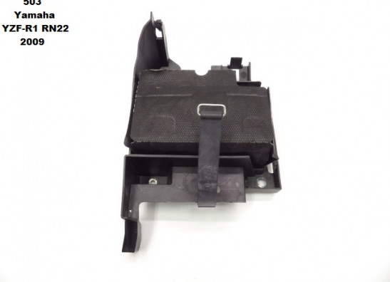 Batterie befestigung Yamaha YZF R1