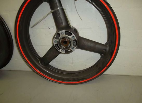 Voorvelg Suzuki SV 650