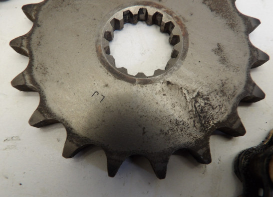 Chain Triumph Sprint ST 1050