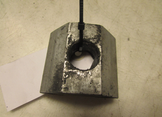 Rear axle Yamaha GTS 1000