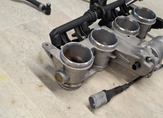 Gasklephuis BMW S 1000 R