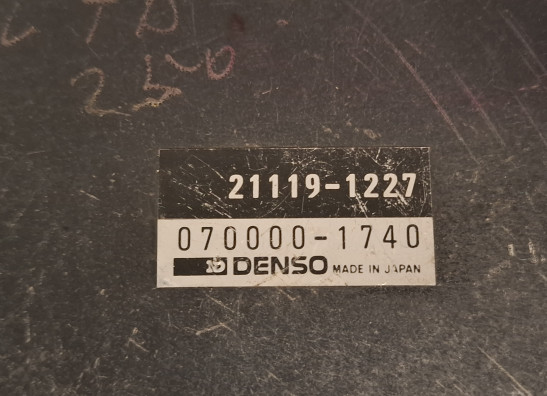 Ignitor CDI ECU Kawasaki GPZ 305