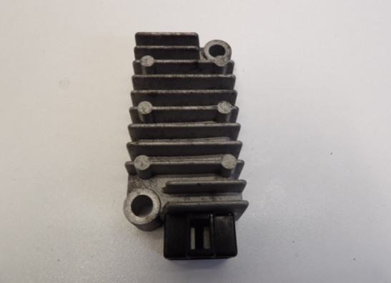 Regulator rectifier  Yamaha FZR 400 R RR SP