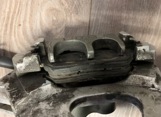 Main step holder right Yamaha YZF R6