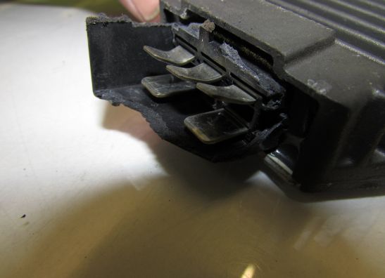 Spanningsregelaar Honda CBF 600