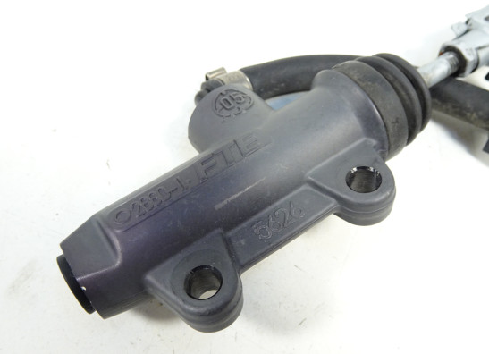 Rempomp achter BMW K 1200 R 
