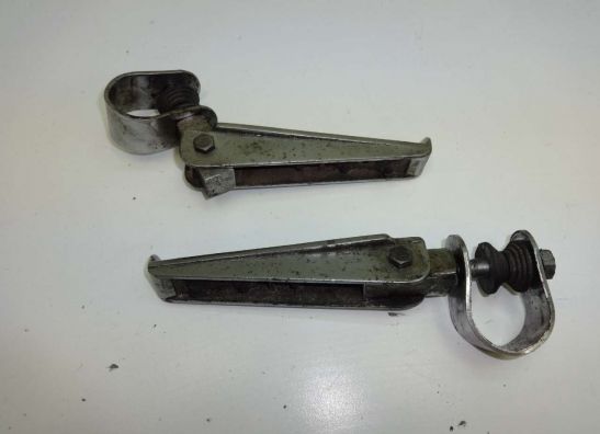 Footrest left Honda Overige Honda