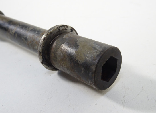 Rear axle Yamaha FJR 1300