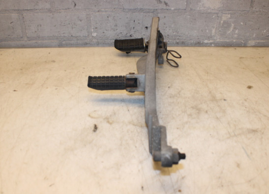 Fussrastetrager vorne links Honda Deauville 650 - 700
