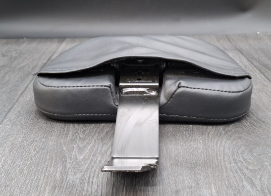 Zadel Harley Davidson FLHRC Road King Classic