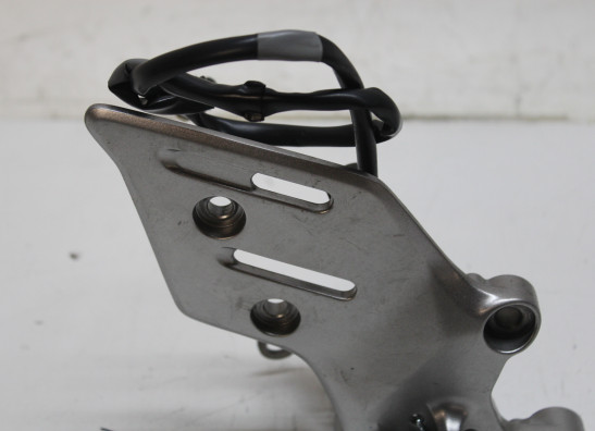 Fussrastetrager vorne rechts Yamaha MT 09