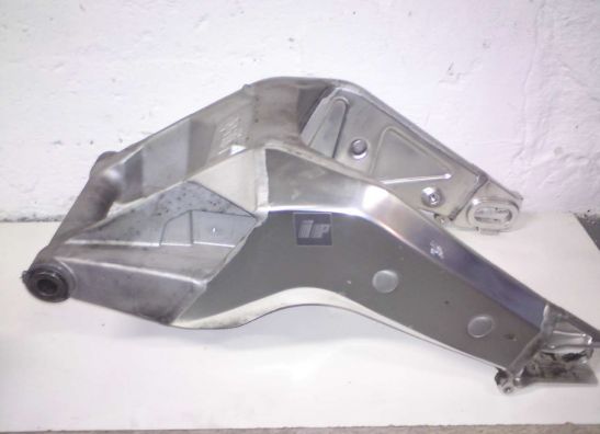 Swingarm Aprilia RSV 1000