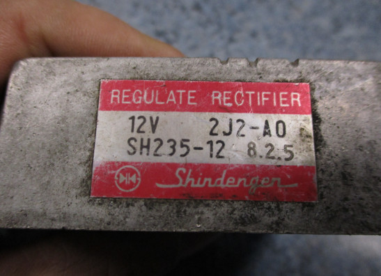 Regulator rectifier  Yamaha SR 500