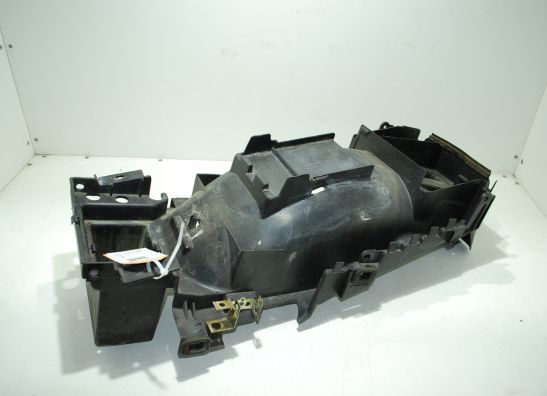 Achterspatbord Yamaha GTS 1000