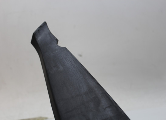 Cowl under Moto Guzzi 1200 sport