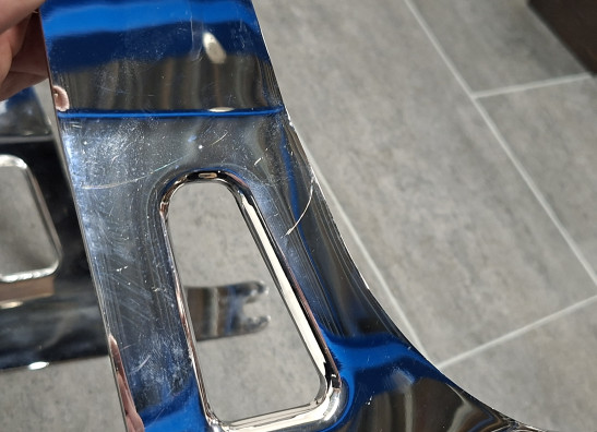 Rugsteun sissybar Harley Davidson FXSB Breakout