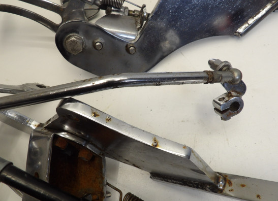 Main step holder Suzuki VS 700 Intruder