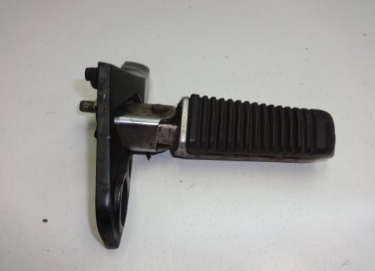 Footrest right Suzuki GSX 750