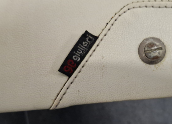 Zadel Suzuki GSX 1100 E