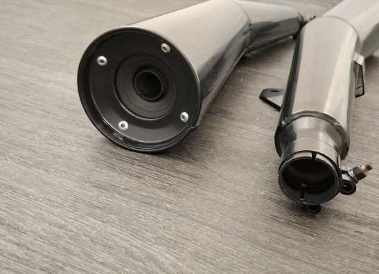 Uitlaat Honda VF 400 F