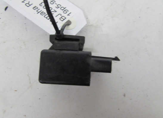 Relais Yamaha YZF R1