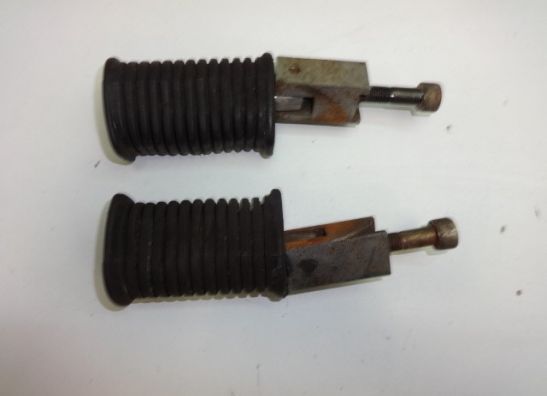 Duo footrest set Suzuki LS 650