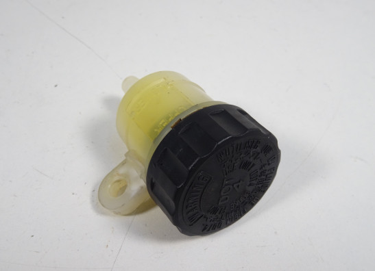 Rempomp achter Yamaha MT 03