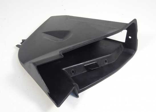 Rechter binnenkuip Triumph Sprint ST 1050