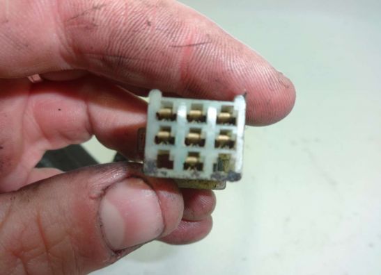 Relais unit Honda VT 500