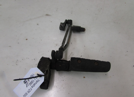 Main step holder left Yamaha FZR 600