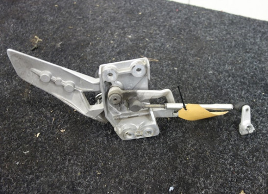 Fussrastetrager vorne links Yamaha FJR 1300